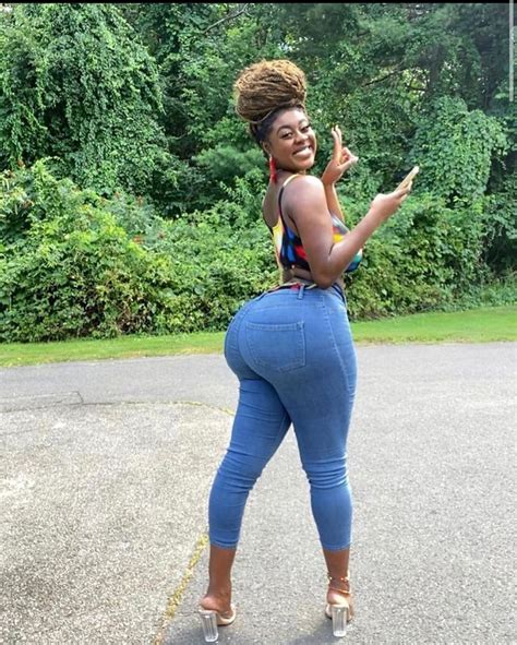 ebony jiggly ass Search